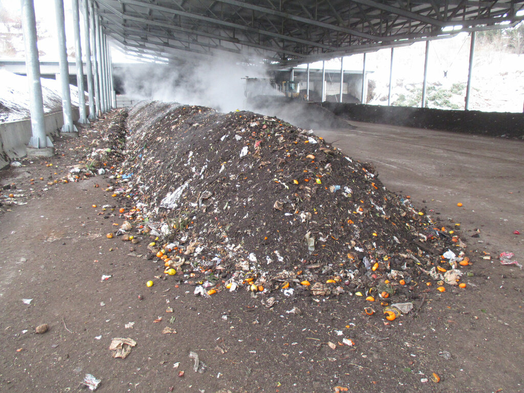 Compost organico nell’impianto di compostaggio di Brunico (Foto: LPA/ Agenzia Provinciale per l'Ambiente)