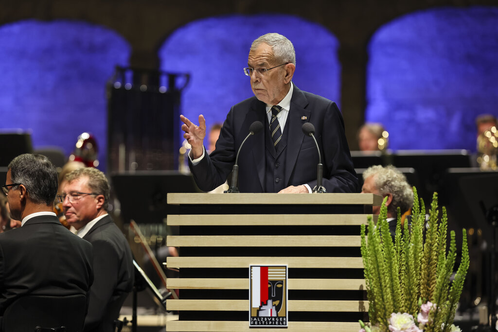 Land Salzburg/Neumayr/Leopold - Bundespräsident Alexander Van der Bellen