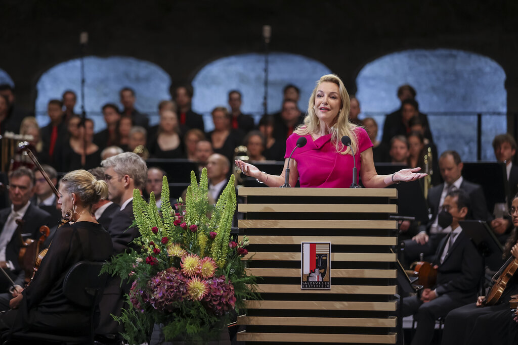 Offizielle Eröffnung der Salzburger Festspiele 2022 in der Felsenreitschule in Salzburg im Bild: Präsidentin Salzburger Festspiele Kristina Hammer 