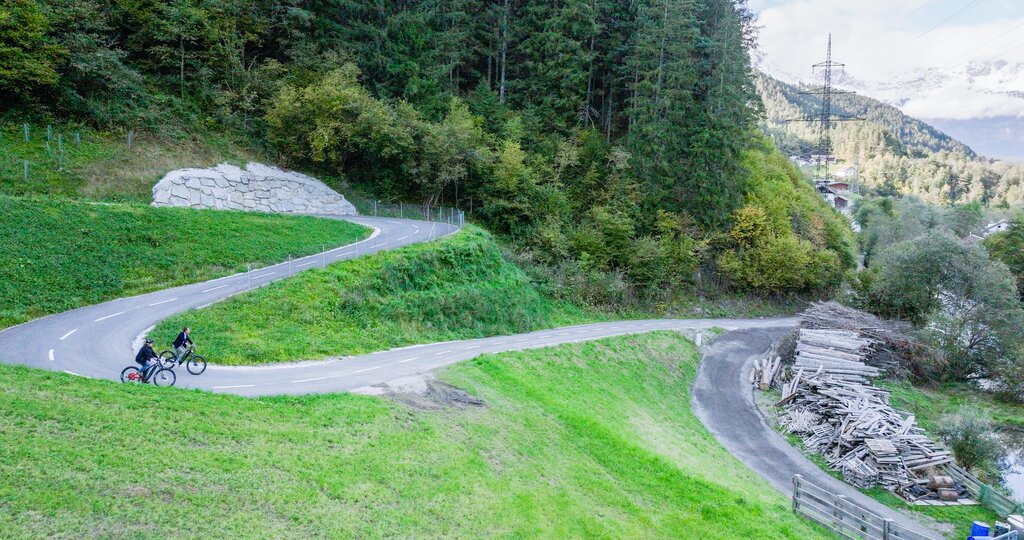 Land Tirol/Raggl - Das Land Tirol investiert rund 55,8 Millionen Euro in das überörtliche Radwegenetz.