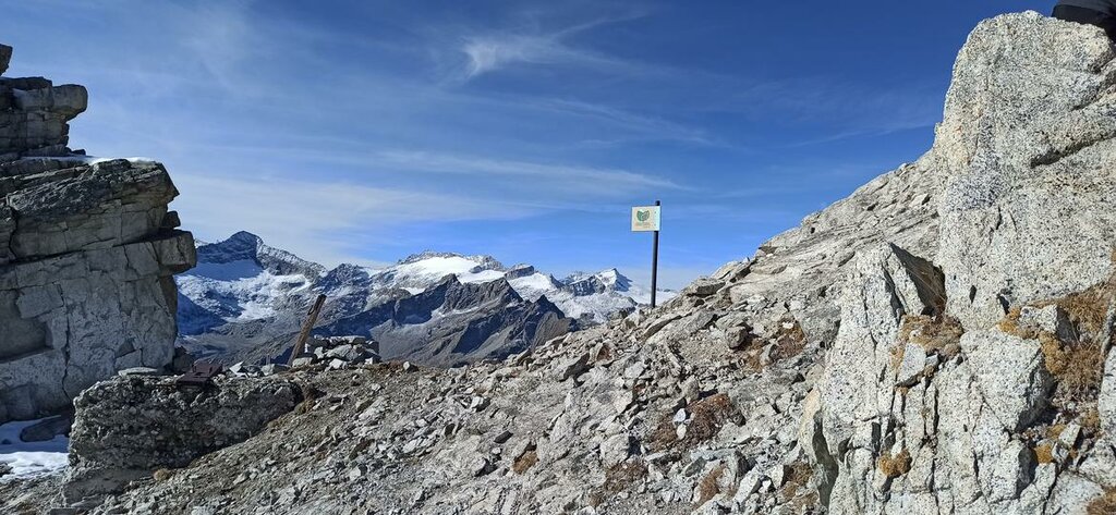 Giuseppe Alberti (Umwelttechnische Stelle des Naturparks Adamello-Brenta PNAB): Pressestelle der Autonomen Provinz Trient und PNAB.