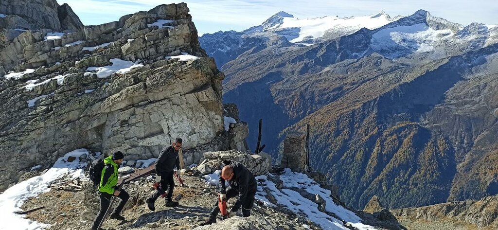 Giuseppe Alberti (Umwelttechnische Stelle des Naturparks Adamello-Brenta PNAB): Pressestelle der Autonomen Provinz Trient und PNAB.