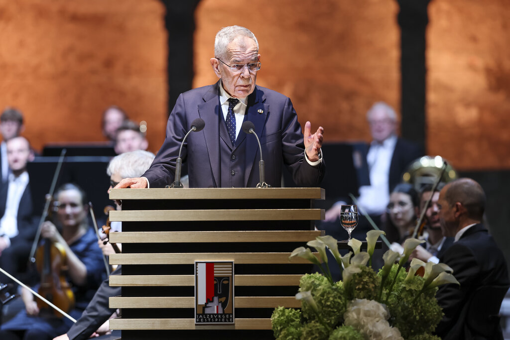 Land Salzburg / Franz Neumayr - Bundespräsident Alexander Van der Bellen bei seiner Eröffnungsansprache.