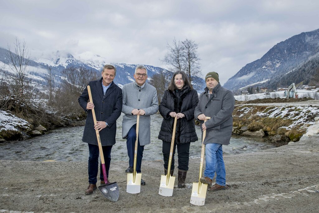 Spatenstich Hochwasserschutz Bad Hofgastein, Hans Scharfetter, Josef Schwaiger, Dorith Breindl, Markus Viehauser