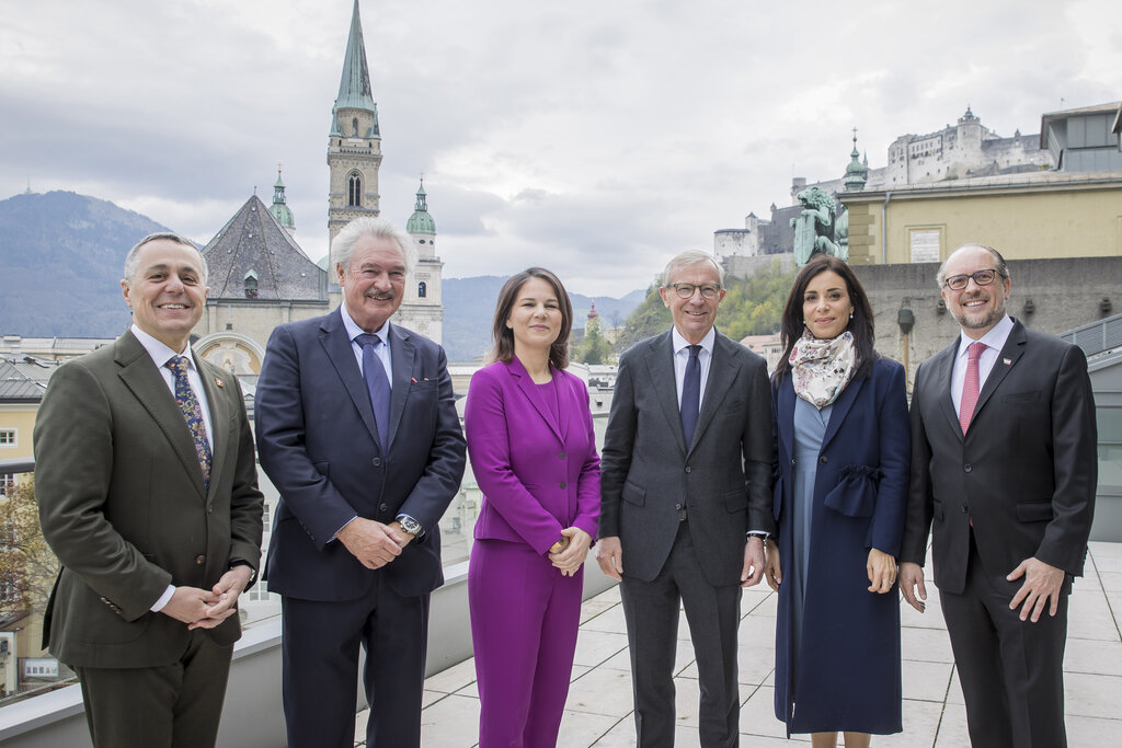 Treffen deutschsprachige Außenminister: Schweiz Ignazio Cassis, Luxemburg Jean Asselborn, Deutschland Annalena Baerbock, LH Wilfried Haslauer, Liechtenstein Dominique Hasler, Österreich Alexander Schallenberg