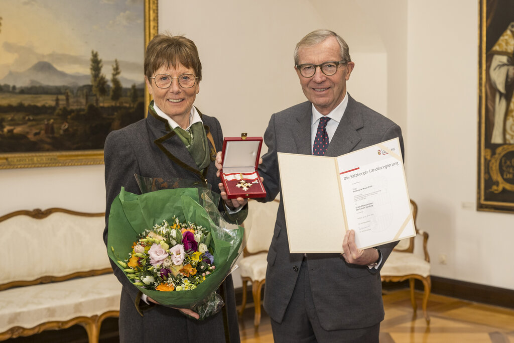 Land Salzburg/Neumayr/Leopold - Annemarie Moser Pröll und Landeshauptmann Wilfried Haslauer 