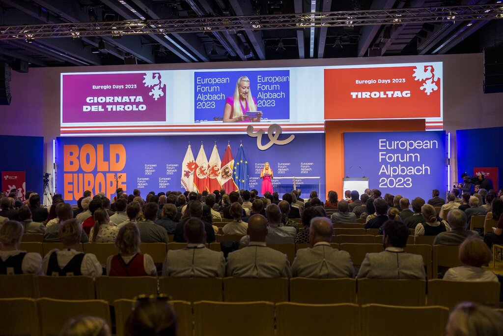 Der Tiroltag beim Europäischen Forum Alpbach im Herz-Kremenak-Saal 