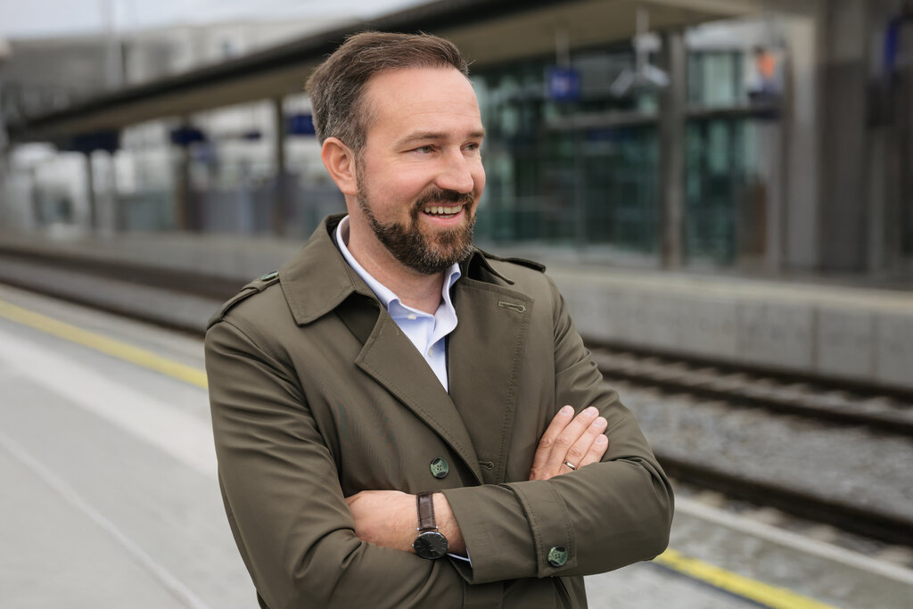Land Salzburg/Büro Schnöll - Landeshauptfrau-Stellvertreter Stefan Schnöll Seekirchen am Wallersee