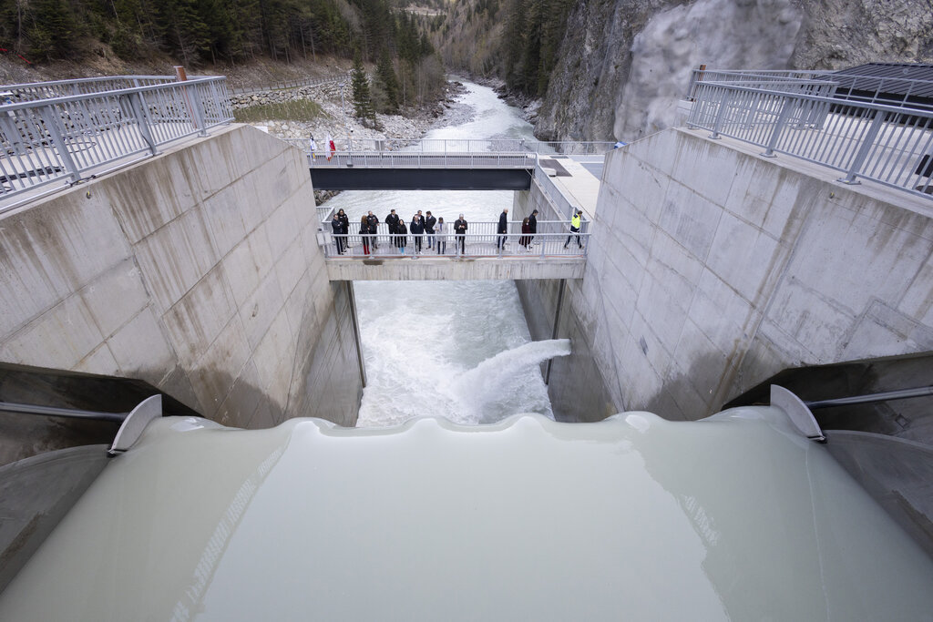 Kraftwerkbesichtigung - @Land Tirol/ Die Fotografen