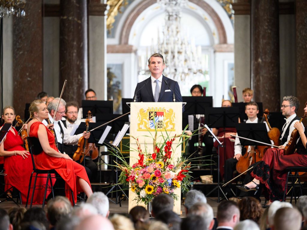 Bayerische Staatskanzlei - Europaminister Eric Beißwenger
